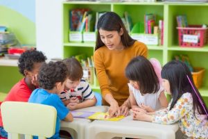 Perlukah Anak Masuk PAUD Sebelum Sekolah TK